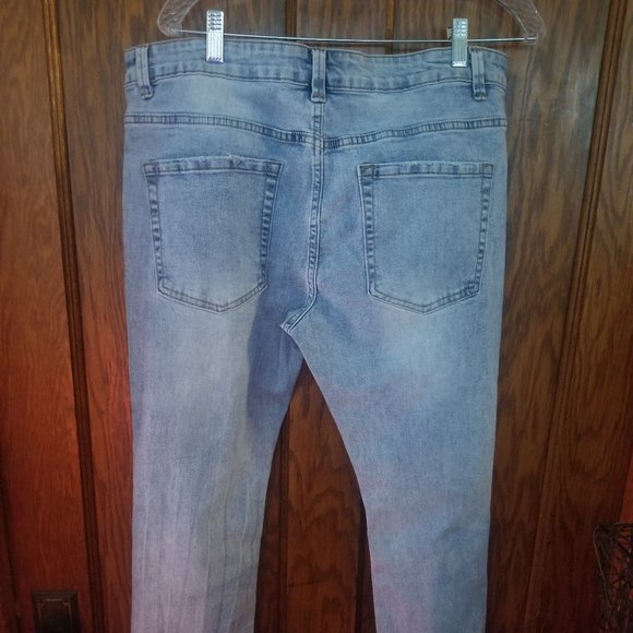 Roku Studio Notorious Embellished Distressed Jeans Sz 36 - Picture 8 of 9